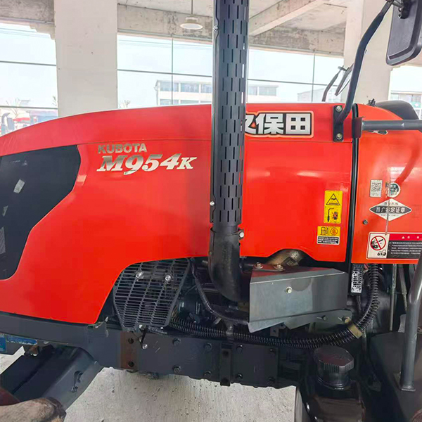 Kubota M954K