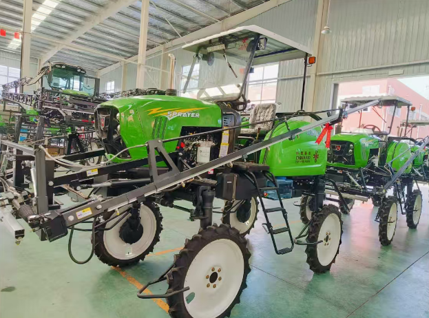 3WPZ-700K(G4) Self-Propelled Boom Sprayer